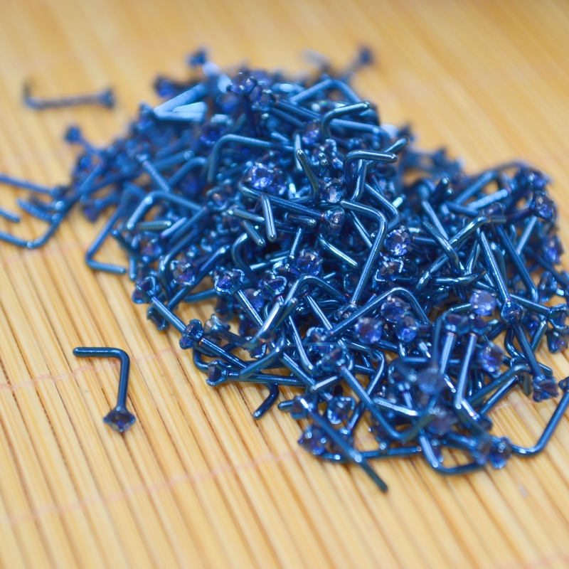 Wholesale 50pcs/Lot 20G PVD Co - огляд і ціна Nostril Screw Pin